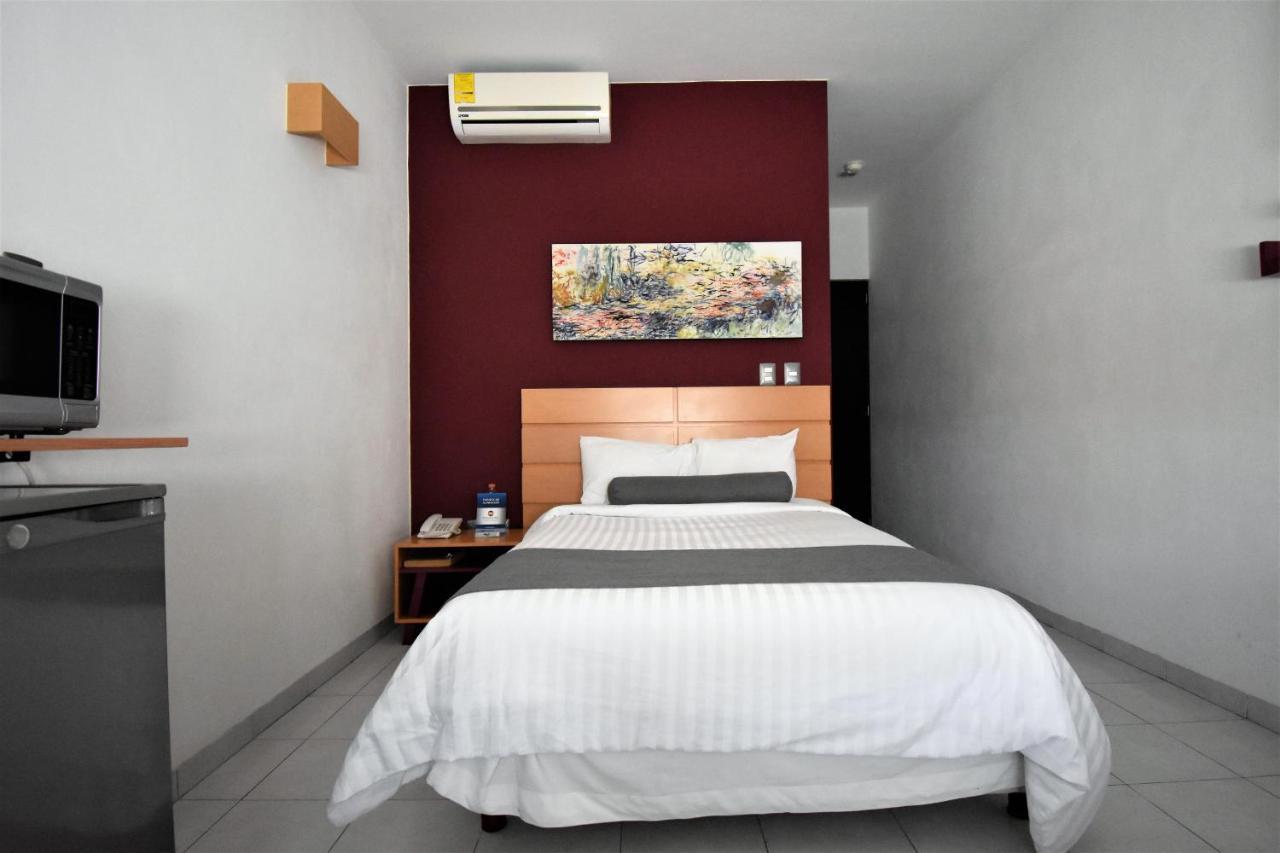 Hotel Mexico Inn Express 萨拉曼卡 外观 照片